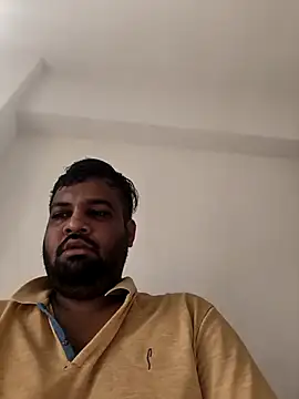 vinay smalldick online show from May 21, 2026, 2:53 am