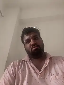 vinay smalldick online show from June 16, 2026, 1:49 am