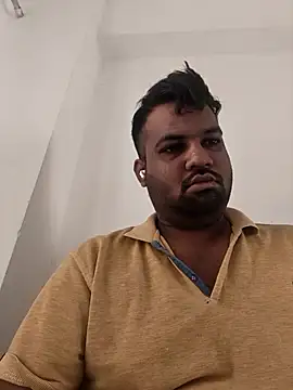 vinay smalldick online show from April 10, 2026, 2:07 am