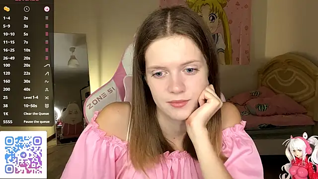 Snapshot of VibeQueenLucy chatting on October 9, 2025, 3:23 pm VibeQueenLucy online show from October 9, 2025, 3:23 pm