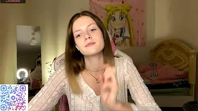 Snapshot of VibeQueenLucy chatting on November 9, 2025, 3:05 pm VibeQueenLucy online show from November 9, 2025, 3:05 pm