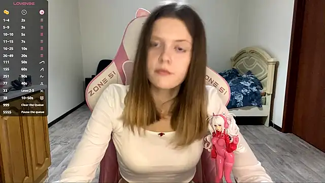 Snapshot of VibeQueenLucy chatting on September 21, 2025, 3:06 pm VibeQueenLucy online show from September 21, 2025, 3:06 pm