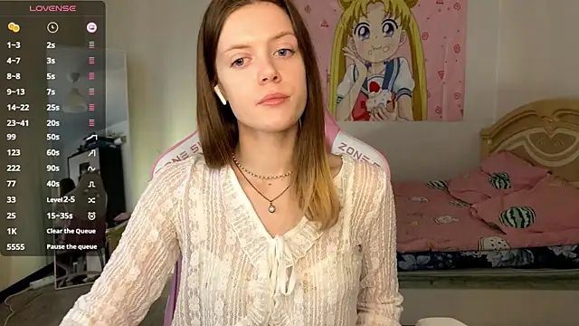 Snapshot of VibeQueenLucy chatting on November 20, 2025, 11:00 am VibeQueenLucy online show from November 20, 2025, 11:00 am