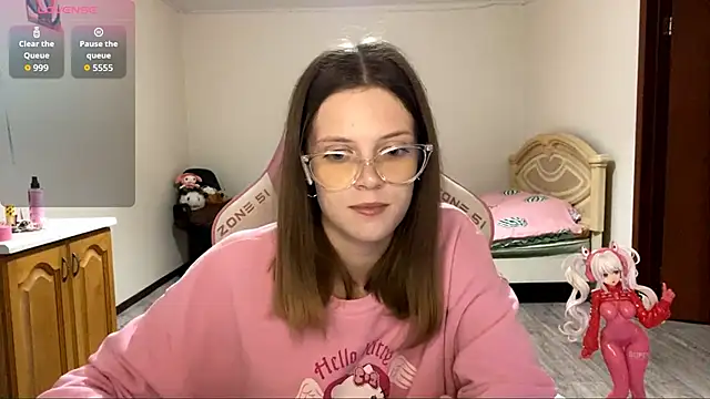 Snapshot of VibeQueenLucy chatting on September 10, 2025, 3:22 pm VibeQueenLucy online show from September 10, 2025, 3:22 pm