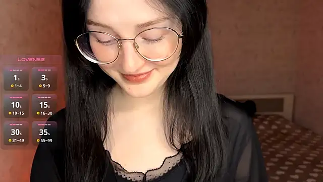 Snapshot of FakeLamb chatting on February 9, 2026, 9:13 pm FakeLamb online show from February 9, 2026, 9:13 pm