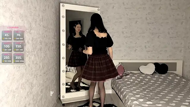 FakeLamb online show from November 9, 2025, 9:08 pm