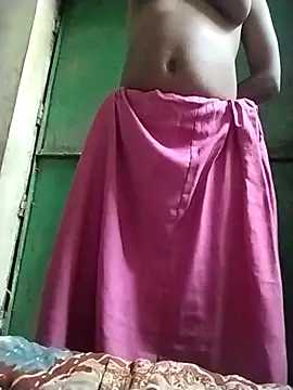 Snapshot of Hita_Grewal chatting on October 29, 2025, 4:28 pm Hita Grewal online show from October 29, 2025, 4:28 pm