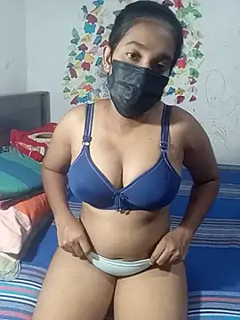 Snapshot of Shani_Izu chatting on July 5, 2026, 3:19 pm Shani Izu online show from July 5, 2026, 3:19 pm