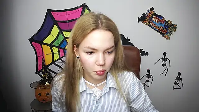 Snapshot of StellaLight chatting on October 22, 2025, 12:15 pm StellaLight online show from October 22, 2025, 12:15 pm