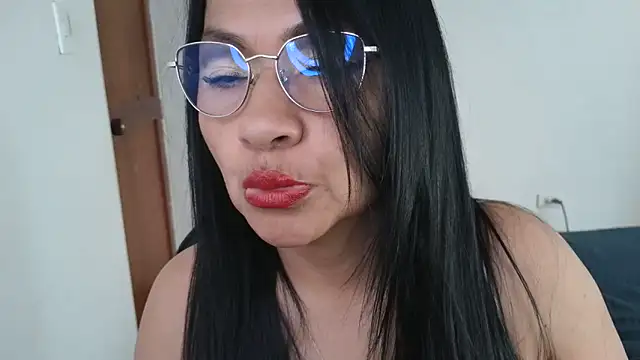 LissafeetHott online show from September 18, 2025, 7:17 pm