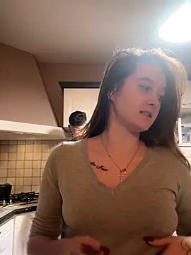 Snapshot of duomagique_off chatting on November 21, 2025, 5:56 pm duomagique off online show from November 21, 2025, 5:56 pm