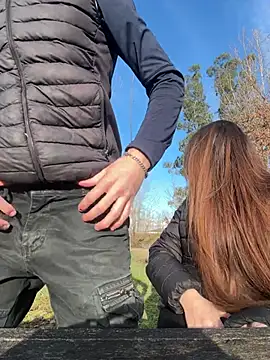 Snapshot of duomagique_off chatting on February 6, 2026, 3:19 pm duomagique off online show from February 6, 2026, 3:19 pm