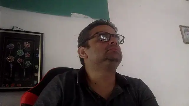 Katracho6969 online show from April 23, 2026, 3:35 pm