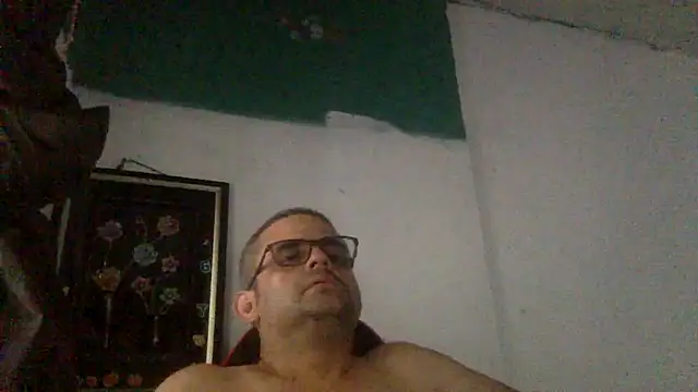Katracho6969 online show from May 13, 2026, 6:26 pm