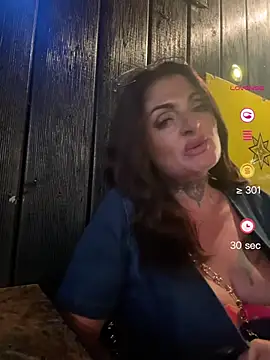 IrishmilfAnna online show from May 27, 2026, 9:00 pm