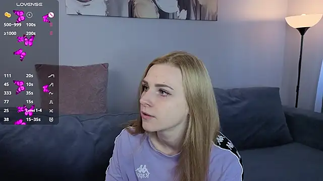 HelenMartines online show from September 28, 2025, 10:22 am