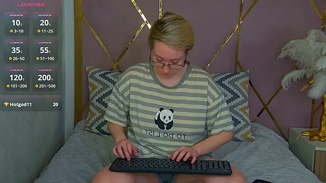 AlexandraGreen online show from February 26, 2026, 10:21 pm