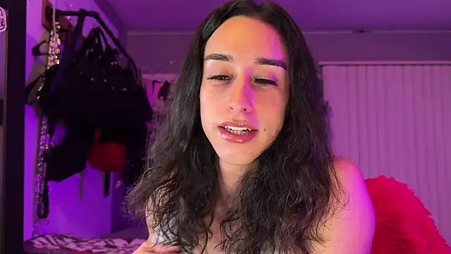 xoFrankie online show from February 9, 2026, 6:00 am