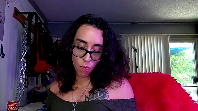 xoFrankie online show from September 23, 2025, 10:06 pm