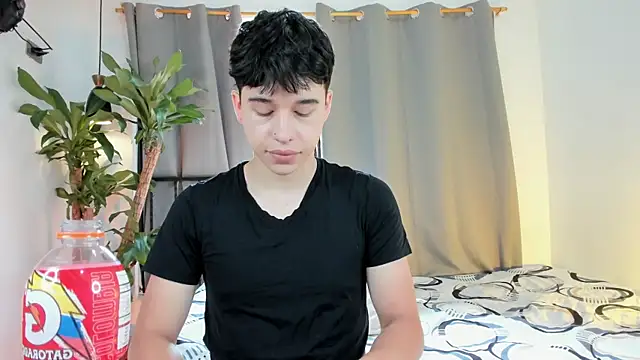 mrhot night online show from June 26, 2026, 8:25 pm