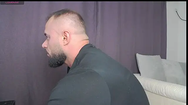 RickyMiami1 online show from October 2, 2025, 8:01 pm