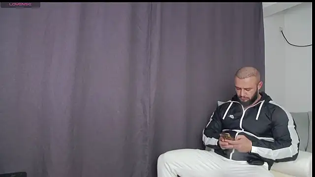 RickyMiami1 online show from October 28, 2025, 6:07 pm