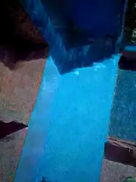 Snapshot of Hot_reew chatting on November 9, 2025, 3:27 pm Hot reew online show from November 9, 2025, 3:27 pm