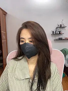 Mochi21 online show from December 5, 2025, 3:49 am