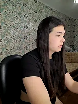 Albi Glow online show from September 25, 2025, 2:17 am