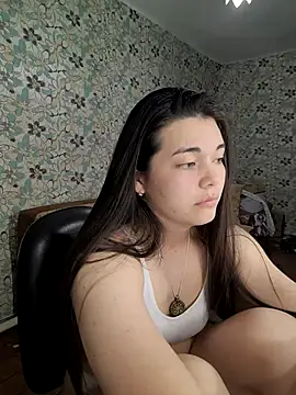 Albi Glow online show from September 27, 2025, 6:36 pm