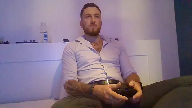 Snapshot of Keviios chatting on September 14, 2025, 5:57 pm Keviios online show from September 14, 2025, 5:57 pm