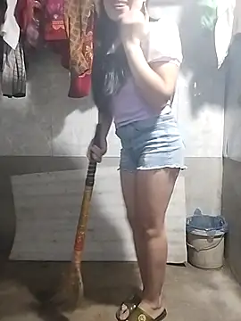 Snapshot of susu-00 chatting on October 6, 2025, 6:25 am susu-00 online show from October 6, 2025, 6:25 am