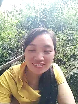 Snapshot of susu-00 chatting on October 2, 2025, 2:37 am susu-00 online show from October 2, 2025, 2:37 am