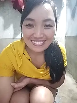 Snapshot of susu-00 chatting on October 1, 2025, 2:32 pm susu-00 online show from October 1, 2025, 2:32 pm