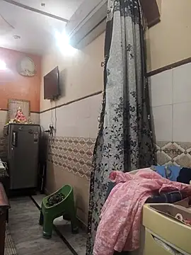 meenu bhabhi547 online show from October 28, 2025, 6:23 am