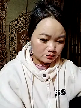 lusy-000 online show from November 25, 2025, 1:28 am