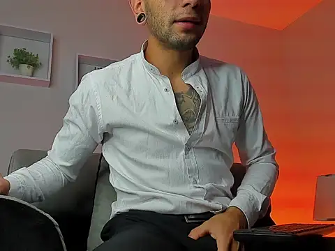 Snapshot of Tayler_bennet_ chatting on September 23, 2025, 3:13 am Tayler bennet online show from September 23, 2025, 3:13 am