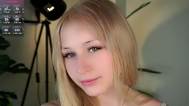 MarciDarugar online show from November 29, 2025, 3:12 pm