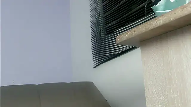 mishel hott online show from November 7, 2025, 8:35 pm