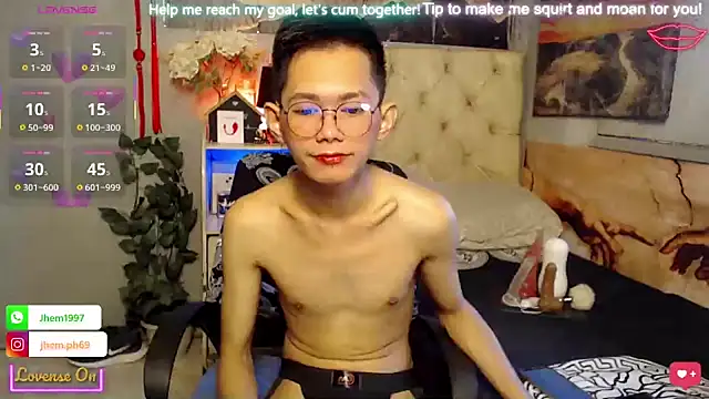 Skinny CumLoader69 online show from October 25, 2025, 11:27 pm