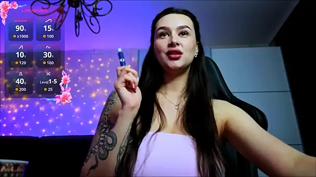 Snapshot of Veronica_Larsson chatting on May 5, 2026, 6:11 pm Veronica Larsson online show from May 5, 2026, 6:11 pm