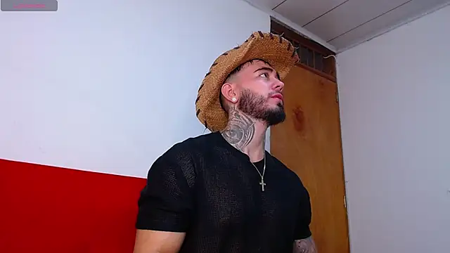 Snapshot of tommyblessd1 chatting on September 8, 2025, 6:18 pm tommyblessd1 online show from September 8, 2025, 6:18 pm