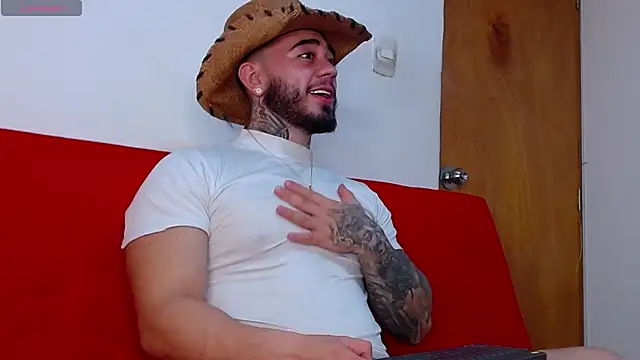 Snapshot of tommyblessd1 chatting on September 9, 2025, 6:23 am tommyblessd1 online show from September 9, 2025, 6:23 am