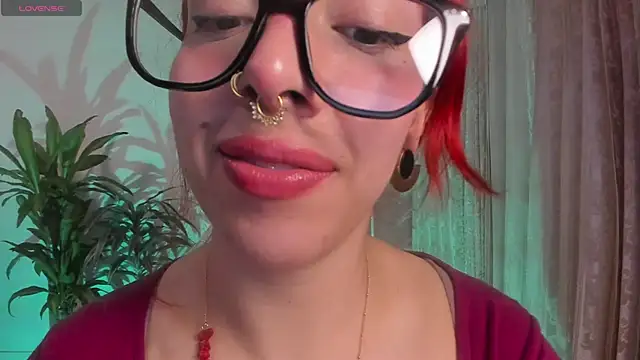 bri von dhara   online show from October 24, 2025, 3:33 pm