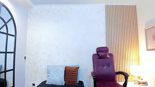 aliceandsia online show from February 2, 2026, 7:35 pm