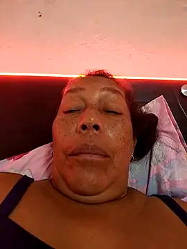 Naomi-Mature online show from April 11, 2026, 9:02 am