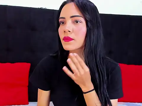 Snapshot of valerythompsonper chatting on September 8, 2025, 8:19 pm valerythompsonper online show from September 8, 2025, 8:19 pm