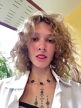 Snapshot of __grace__ chatting on February 2, 2026, 10:14 am grace online show from February 2, 2026, 10:14 am