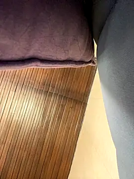 Jasmin Pink online show from December 5, 2025, 1:10 pm