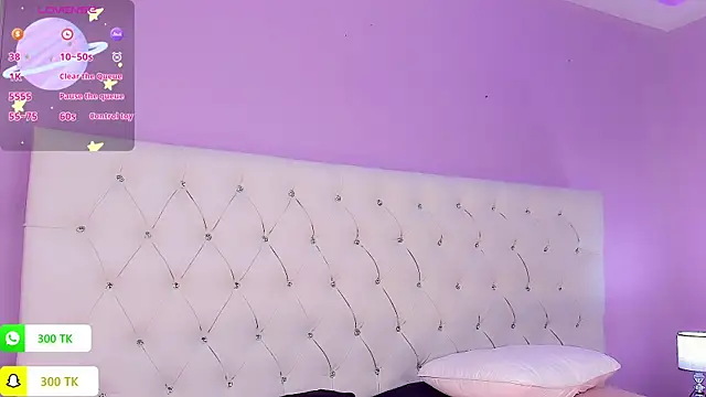 DaniielaV online show from December 16, 2025, 1:48 pm